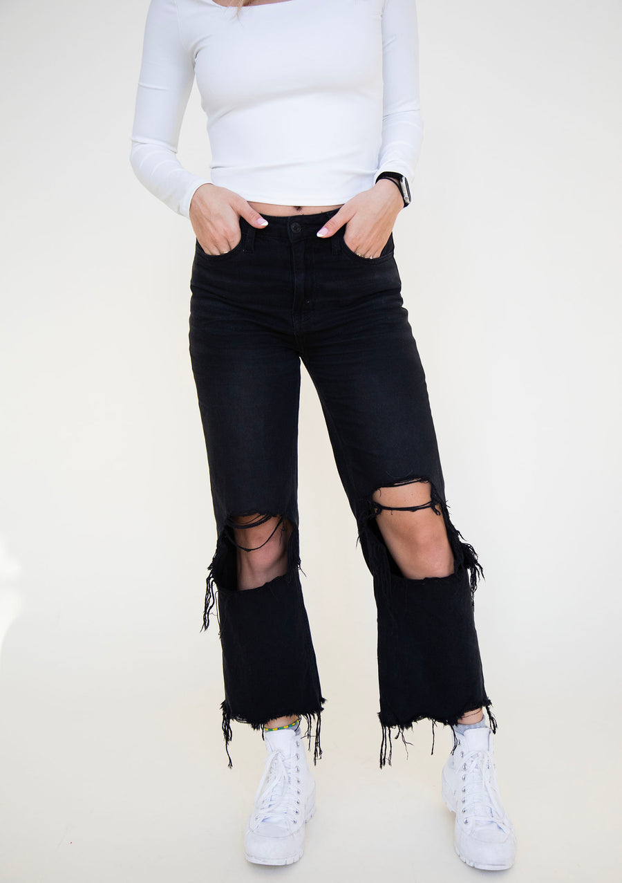 Avalon High Rise 90's Distressed Jeans in Black