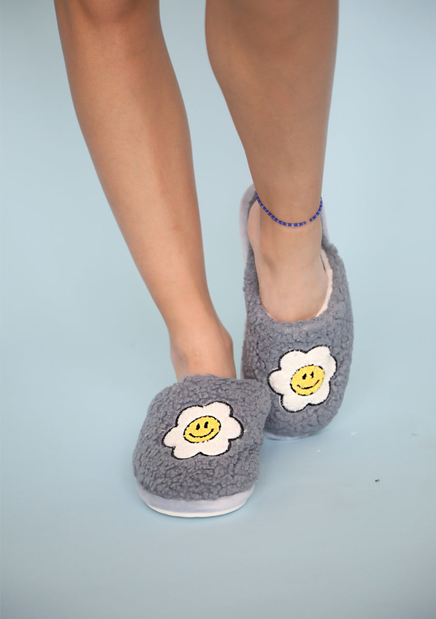 Fuzzy Flower Smiley Slippers